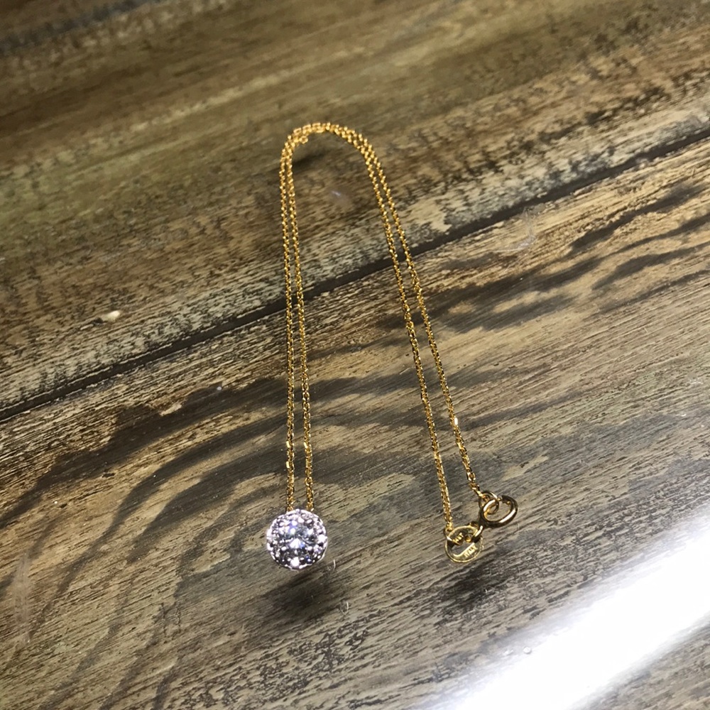 Diamond pendant